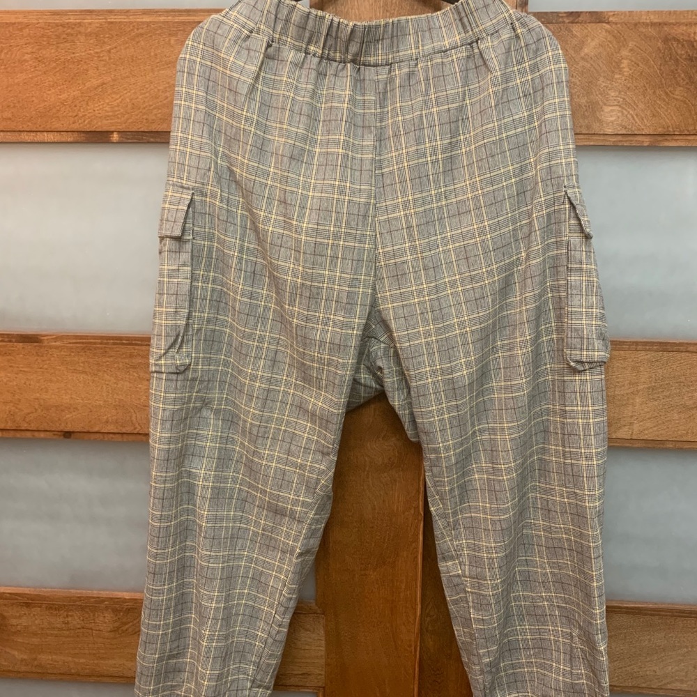 Shein Plus Size Plaid Cargo Pants with Pockets